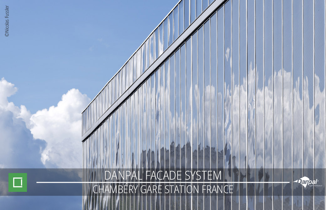 Vách kính mặt dựng Danpal tại Ga Chambéry, Pháp